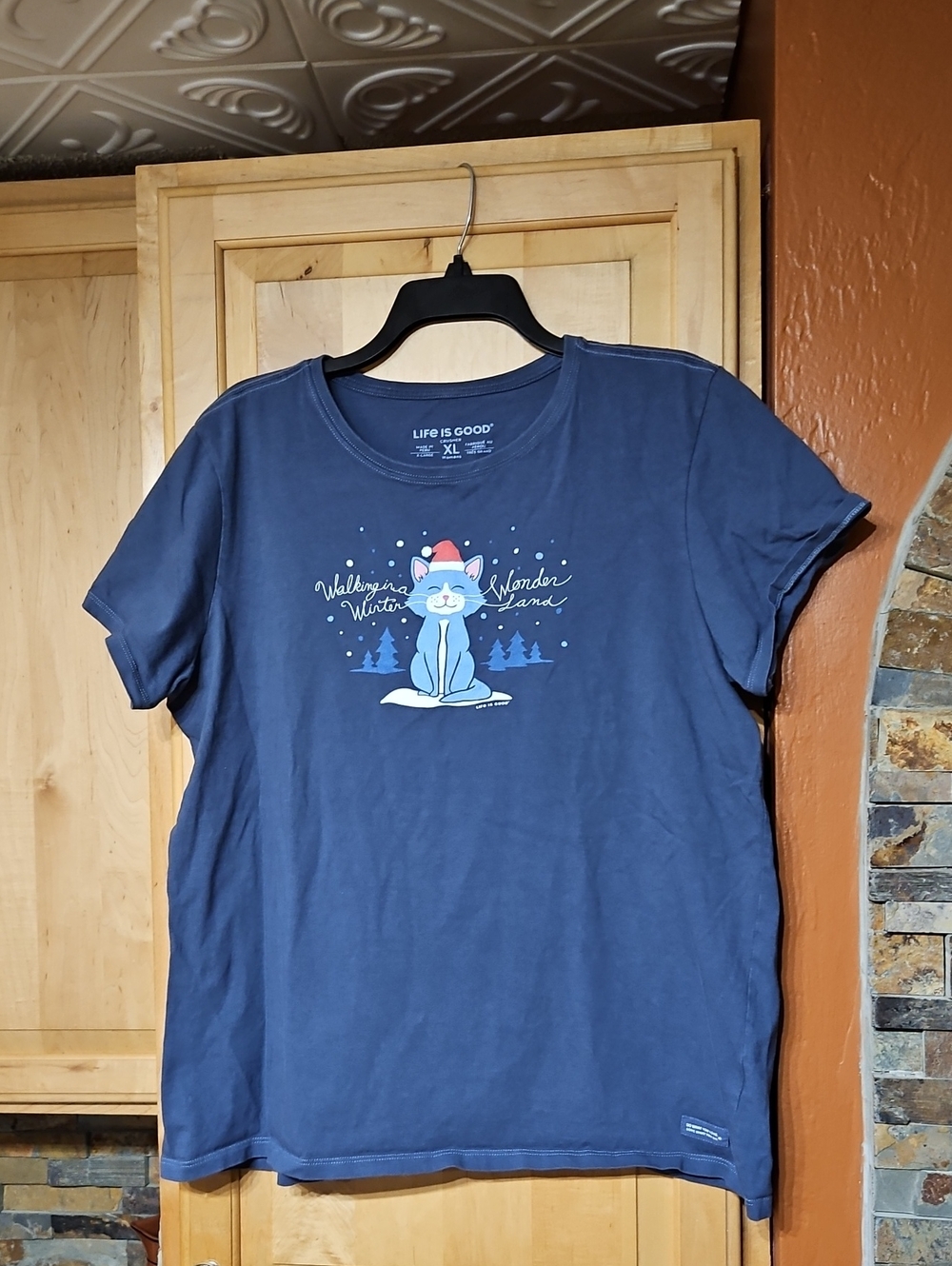 Life is Good Crusher Tee Christmas Holiday Cat Graphic Short Sleeve T-Shirt Top